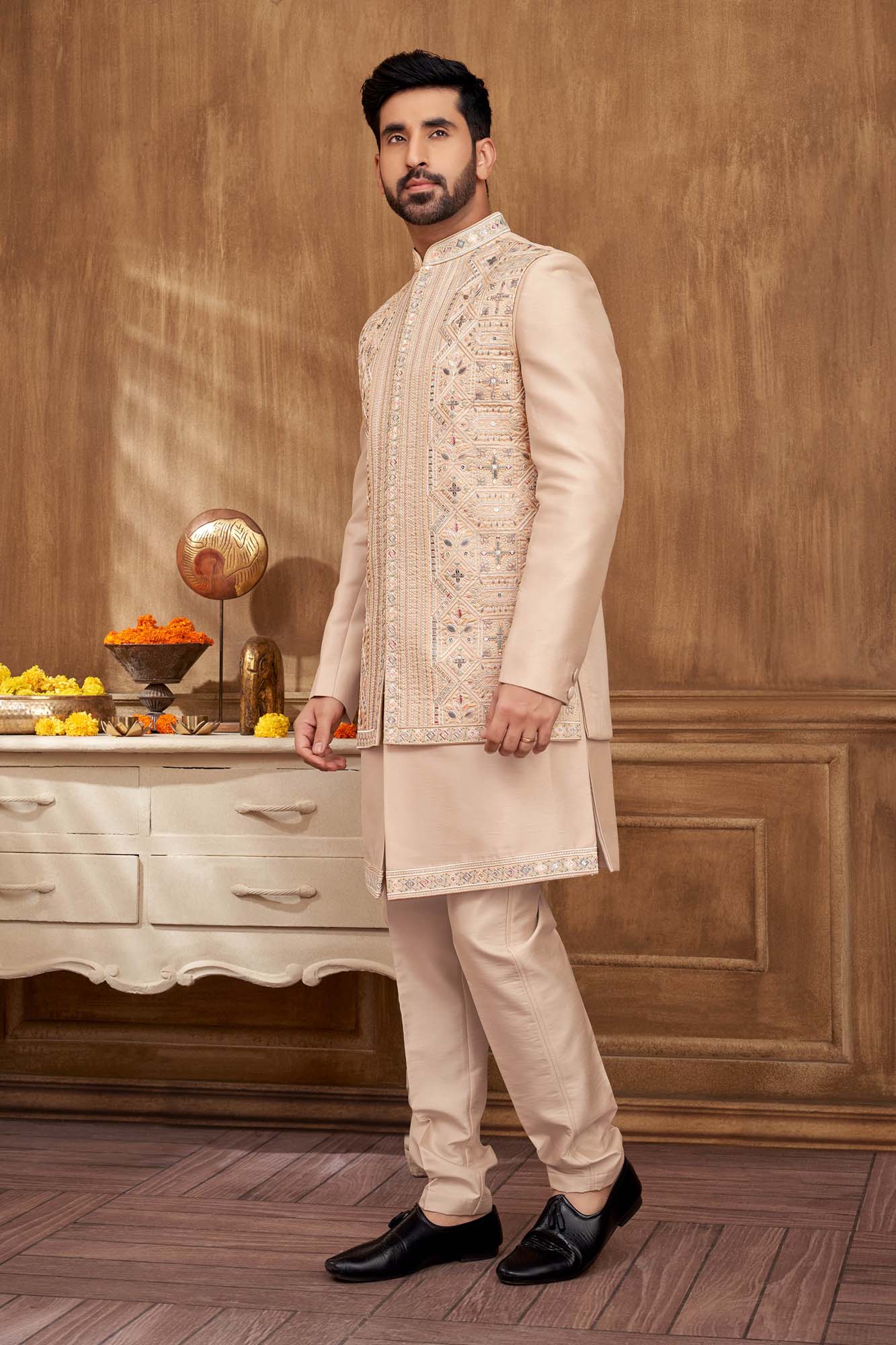 Men'S Embriodered Jackt And Indo Western Set